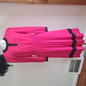 Unique Vintage pink  MS Chaus pink and black pleated skirts dress size 10 Medium